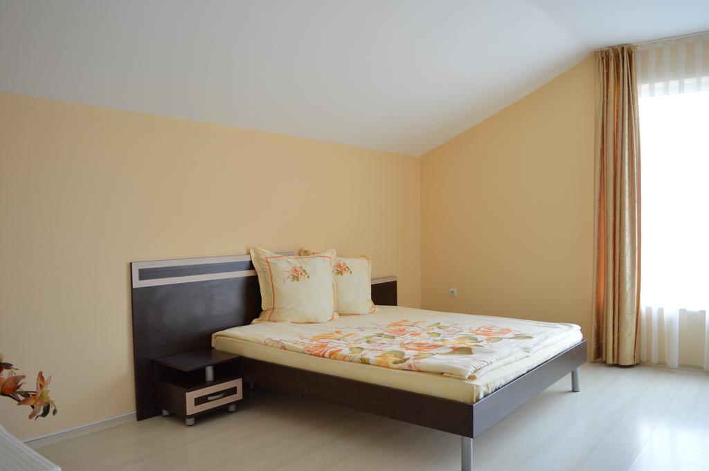סינמורץ Zafo Hotel חדר תמונה