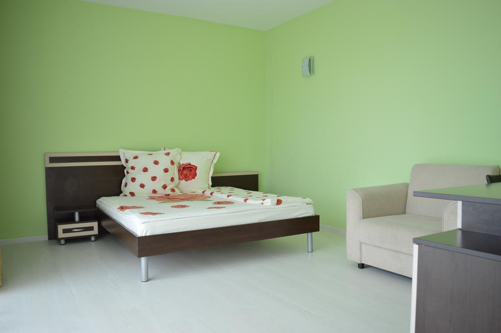 סינמורץ Zafo Hotel מראה חיצוני תמונה